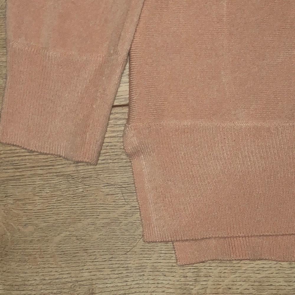 F21 Blush acrylic round neck sweater - Picture 7 of 8